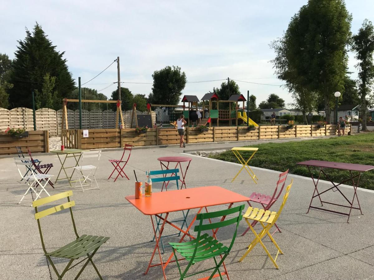 Camping La Garenne De Moncourt 特伊 外观 照片