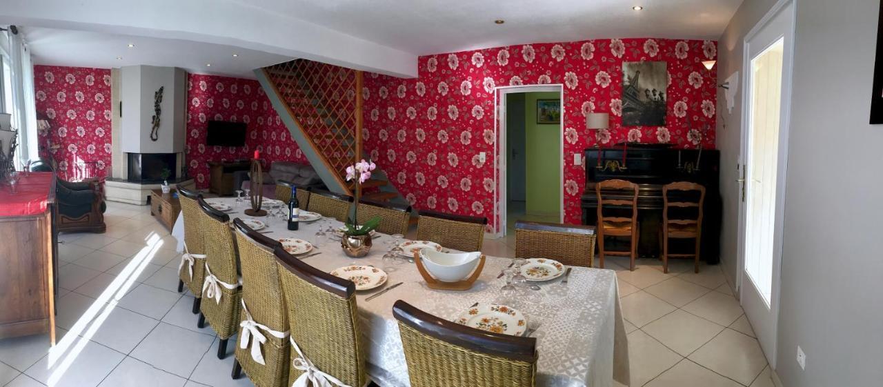 Camping La Garenne De Moncourt 特伊 外观 照片