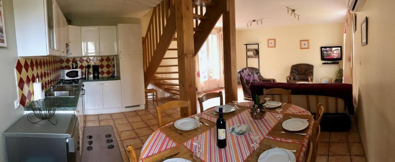 Camping La Garenne De Moncourt 特伊 外观 照片